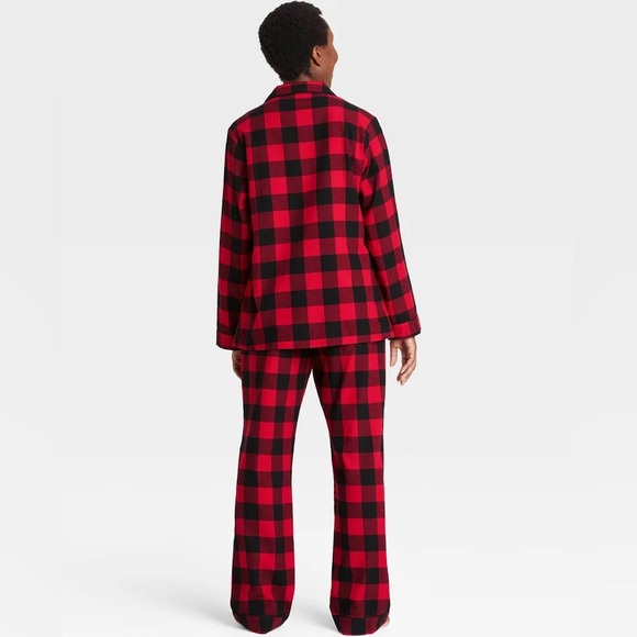Wondershop Women’s Red and Black Checkered Pajama Set - Picture 2 of 6